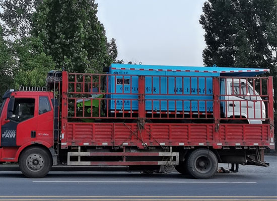 雄安車載混凝土濕噴臺車、空壓機發(fā)貨現(xiàn)場